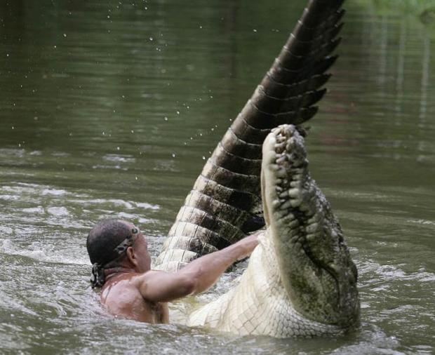 Costa Rica's Crocodile Man - Tarzan Tico - Town of Sarapiqui |